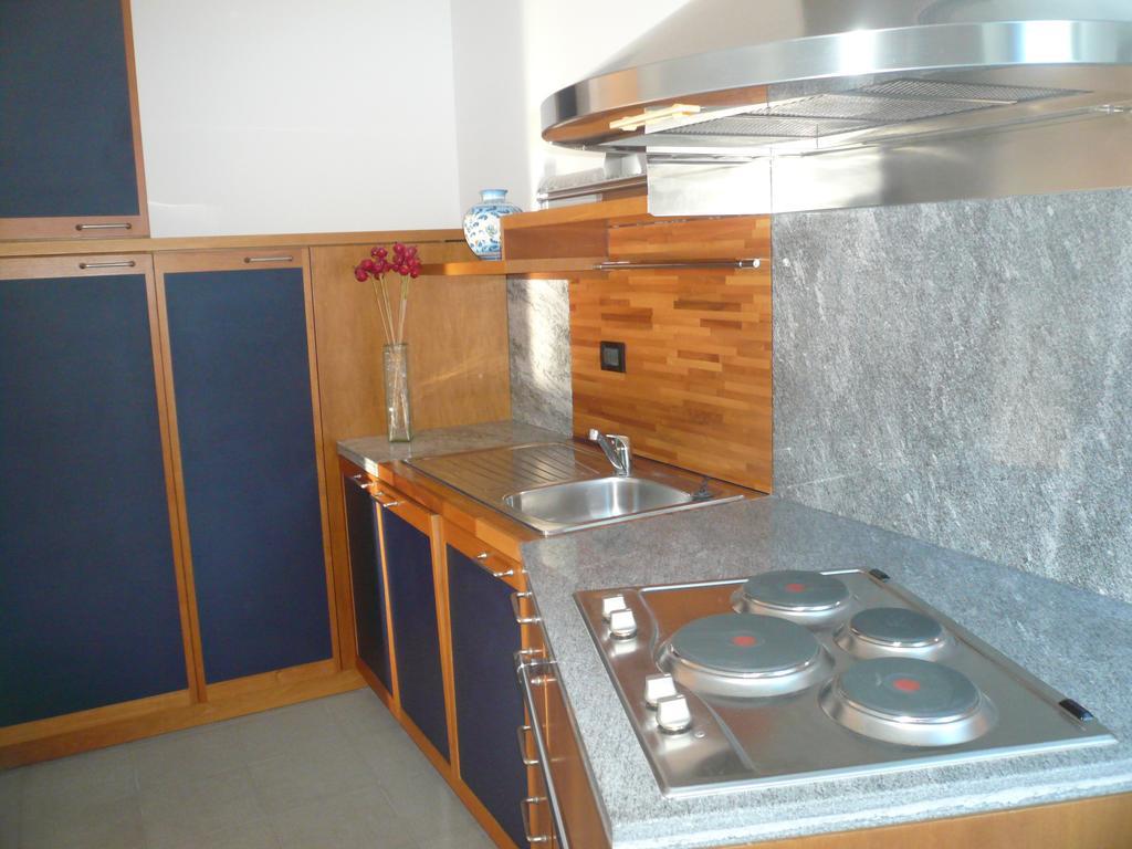 Casa Beatrice Apartment Oliveto Lario Ruang foto